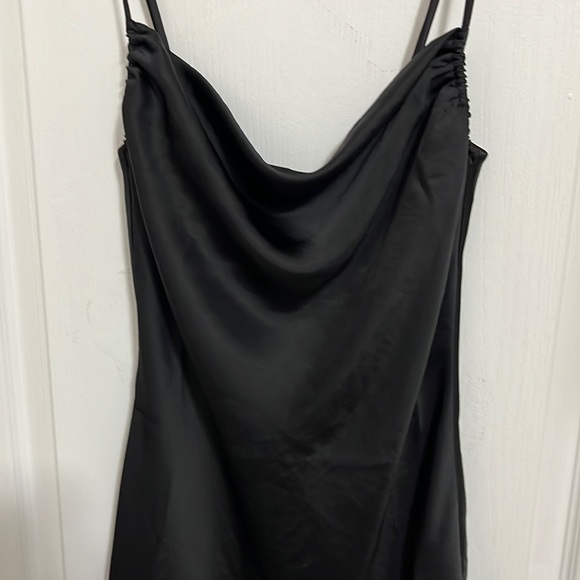 Wilfred Dress - Picture 2 of 14